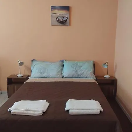 Апартамент Лазур Apartment Burgas