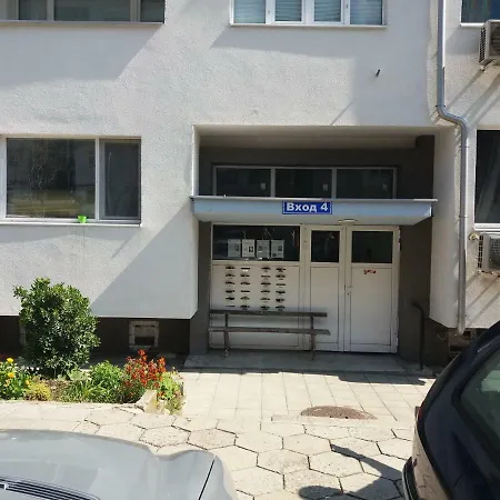 Апартамент Лазур *